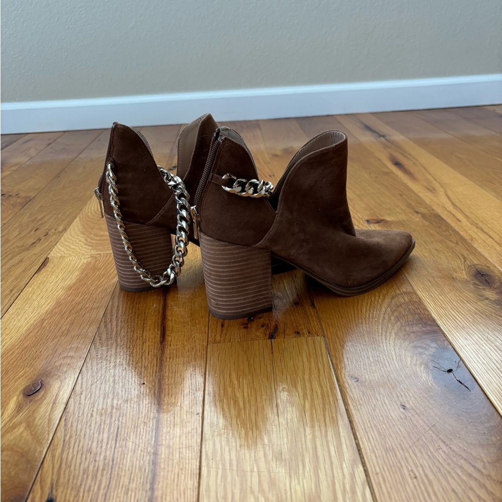 Steve Madden Size 9 Booties